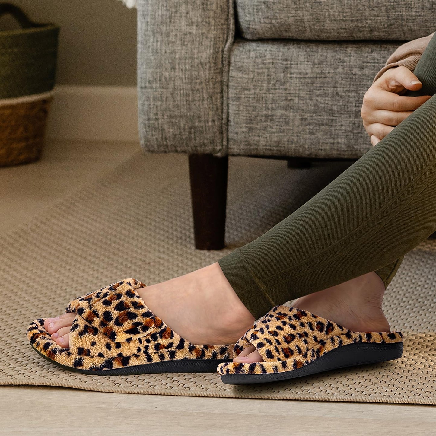 Litfun Women's Orthopedic Slippers with Arch Support