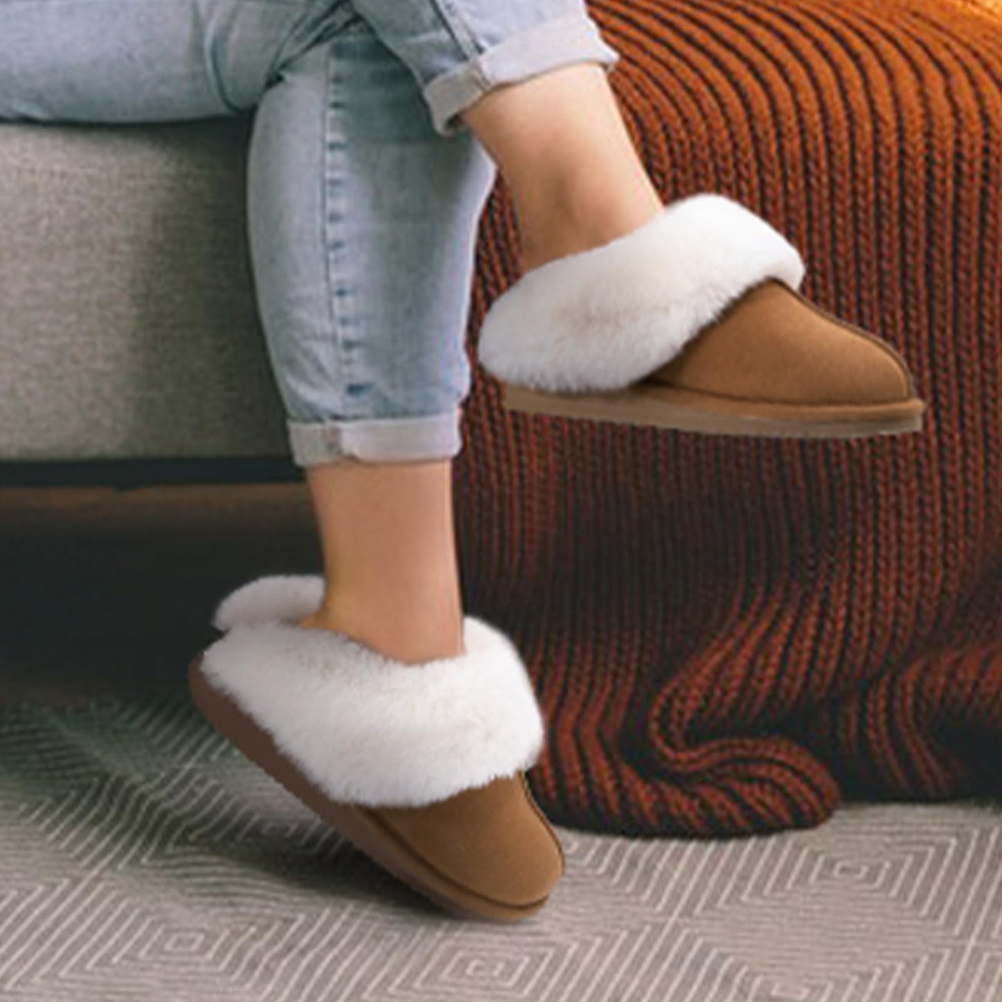 Litfun Fuzzy Memory Foam House Slippers for Women Fluffy Suede Slippers with Faux Fur