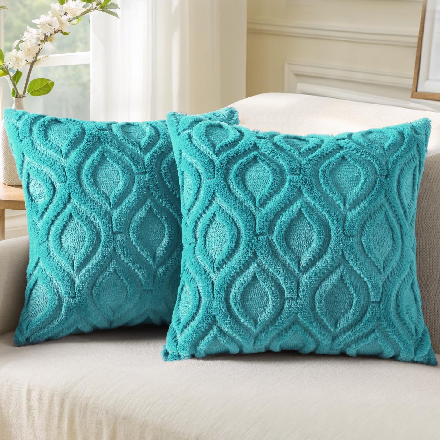 decorUhome Pack of 2 Throw Pillow Covers