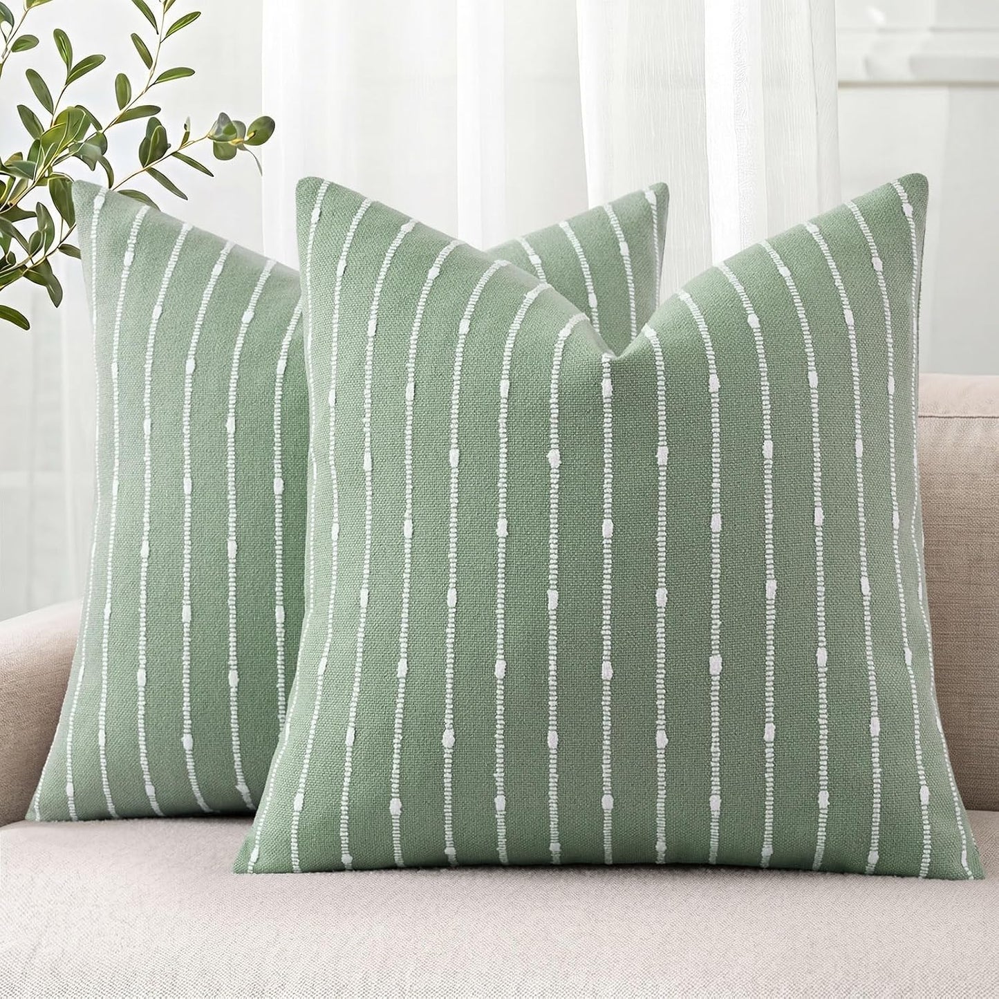 decorUhome Pack of 2 Decorative Jacquard Boucle Throw Pillow Covers
