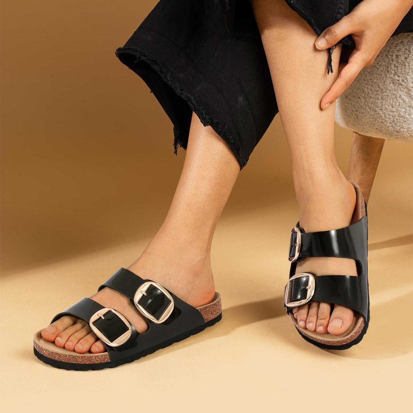 Comwarm Women's Cork Footbed Slide Sandals, Comfortable Arch Support Summer Slip On Sandals with Adjustable Buckle