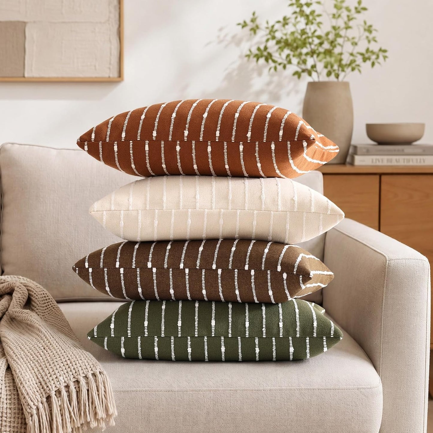 decorUhome Pack of 2 Decorative Jacquard Boucle Throw Pillow Covers